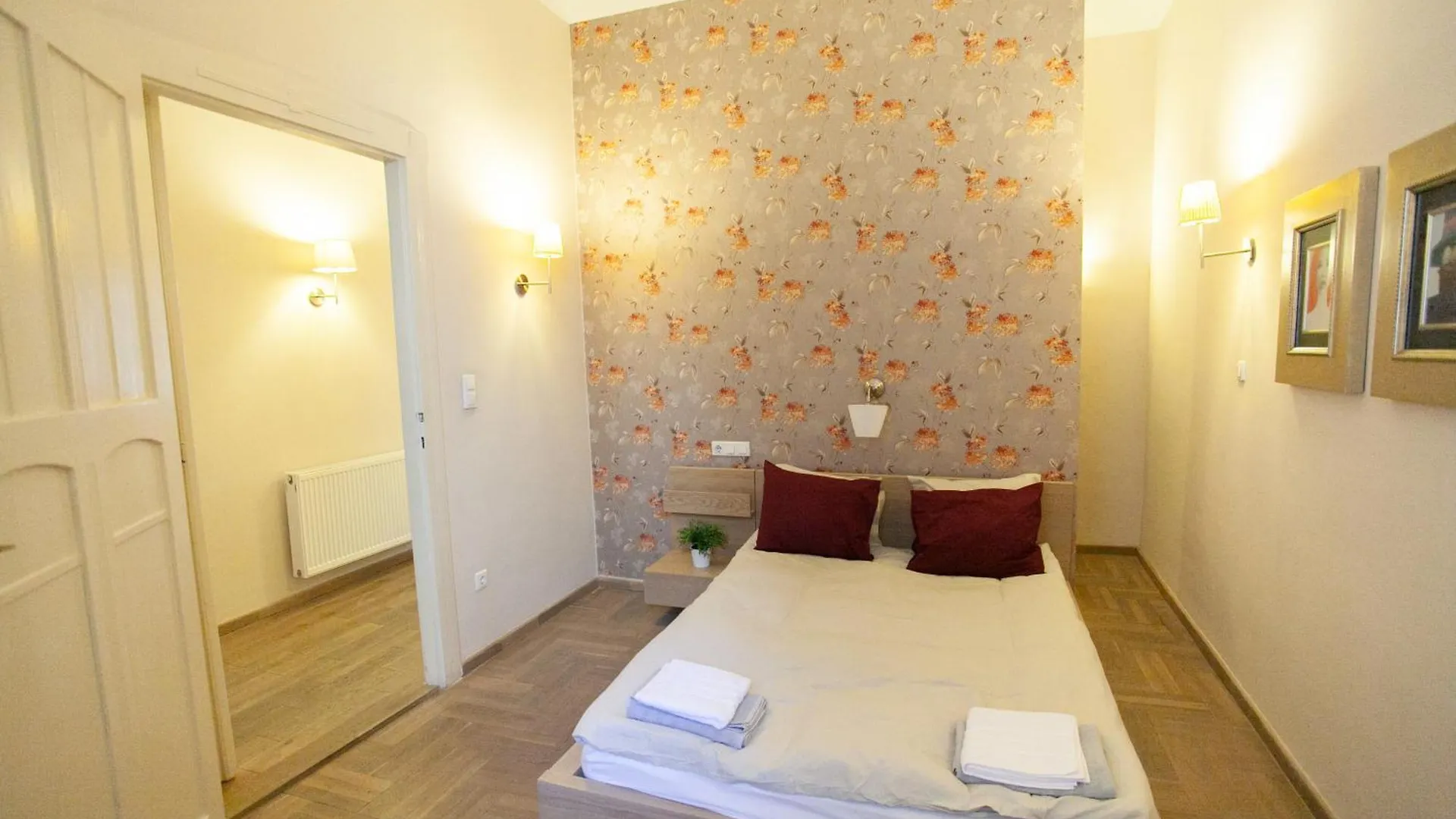 Elisabeth Apartment Budapest 0*,
